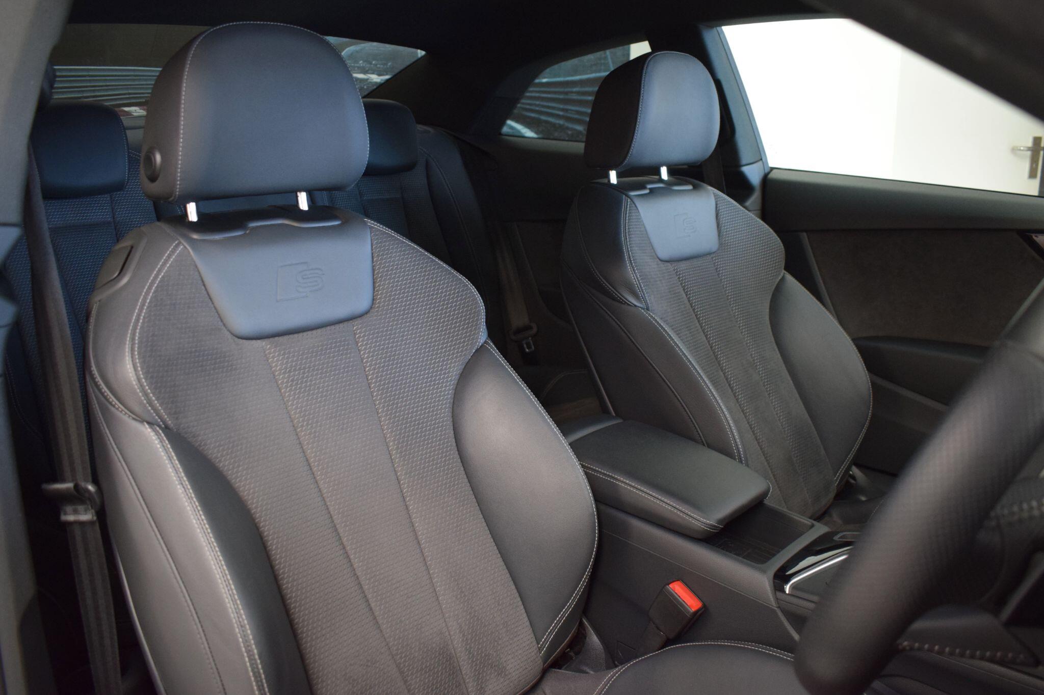 Audi A5 view 8