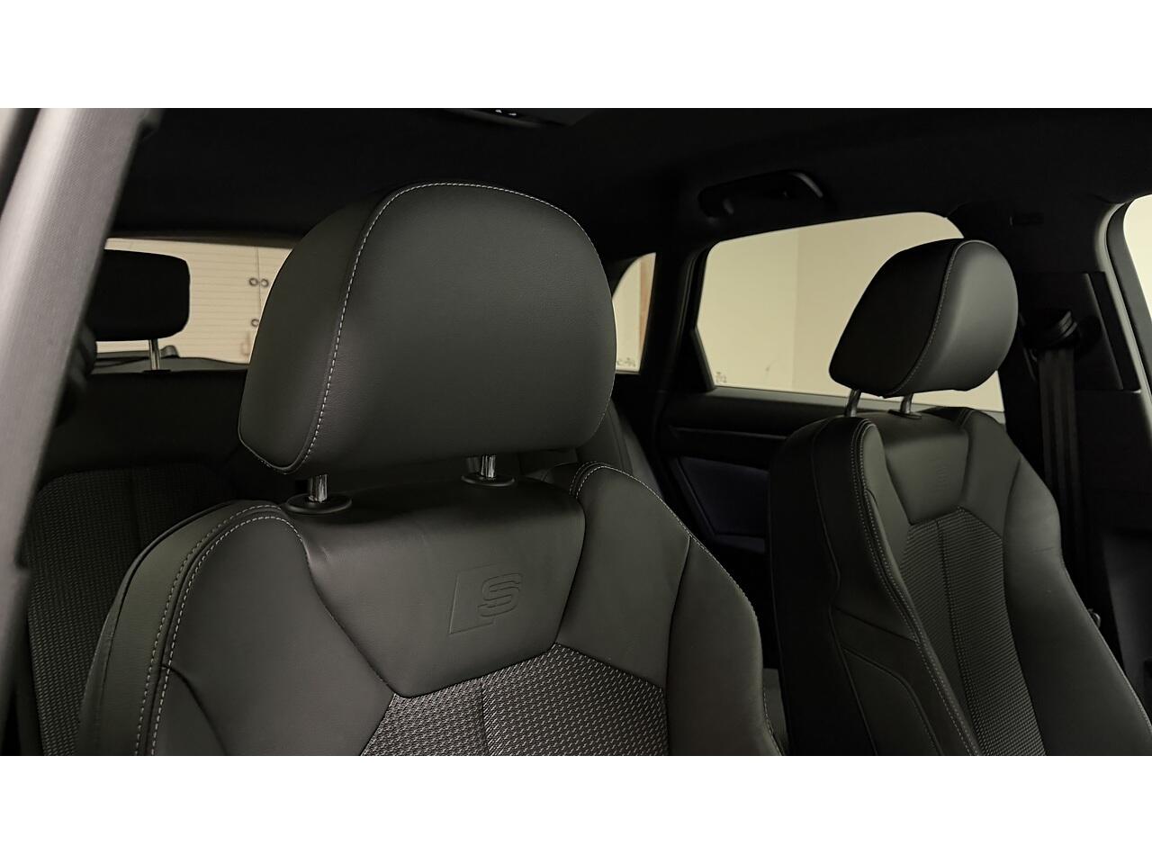Audi Q3 view 17