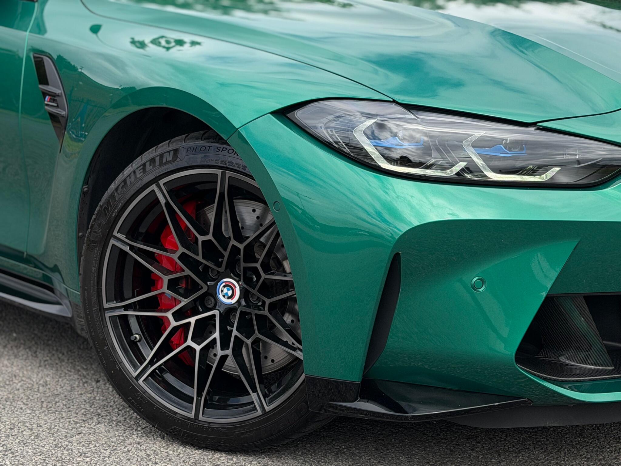 BMW M3 view 3