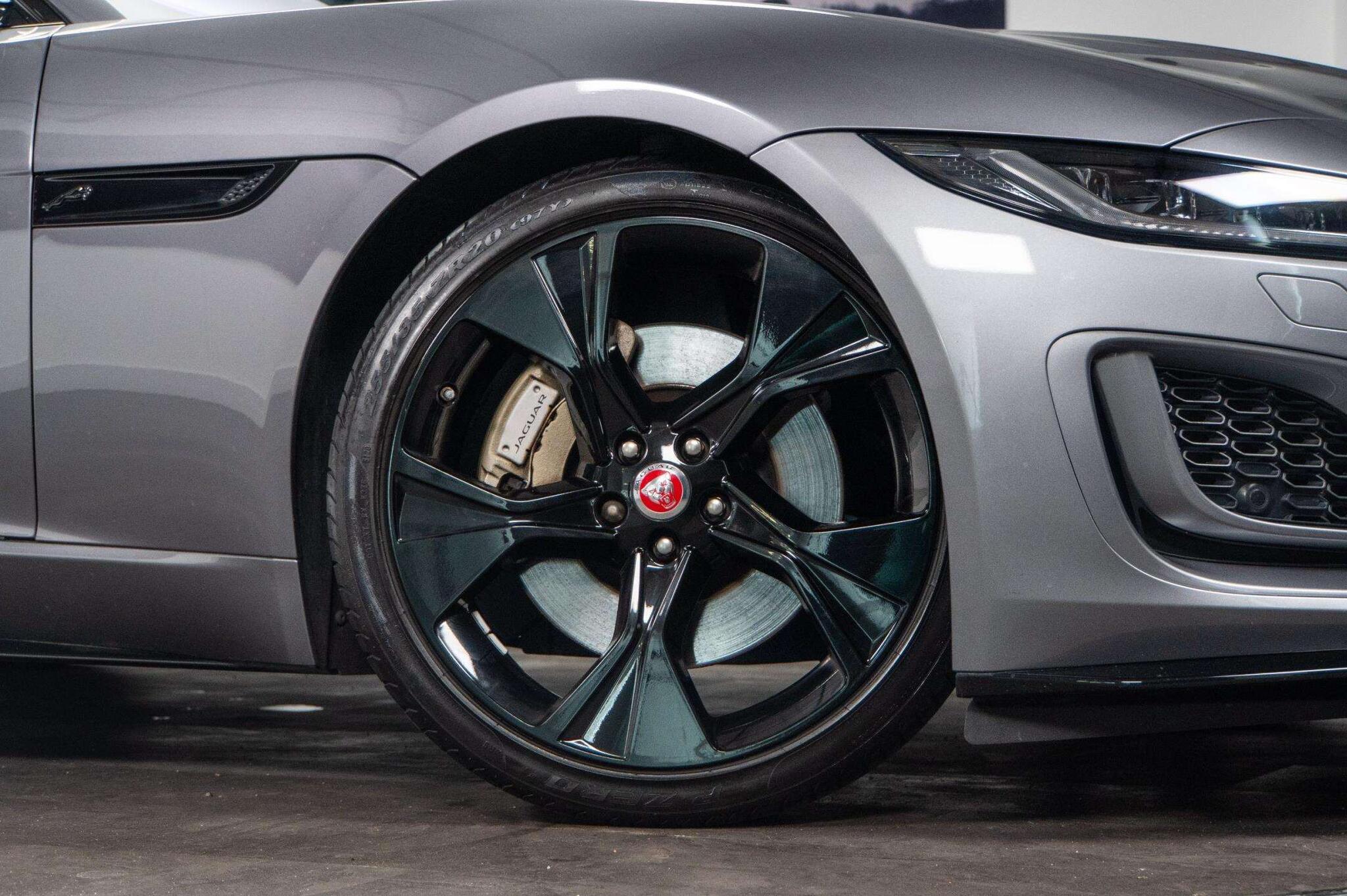 Jaguar F-Type view 4