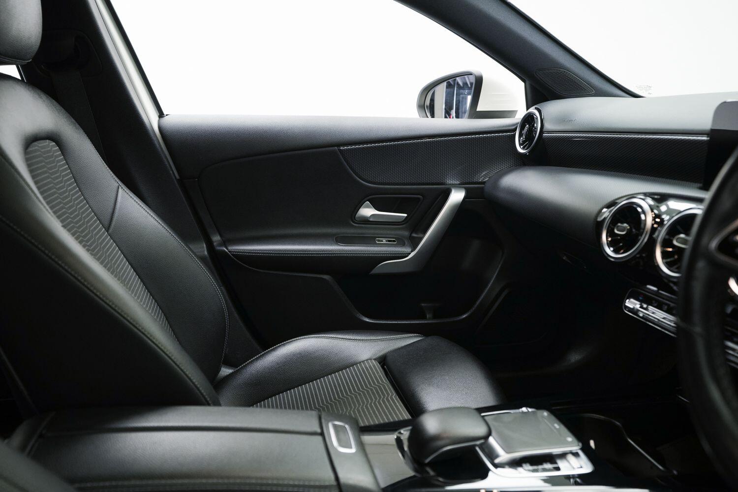 Mercedes-Benz A Class view 17