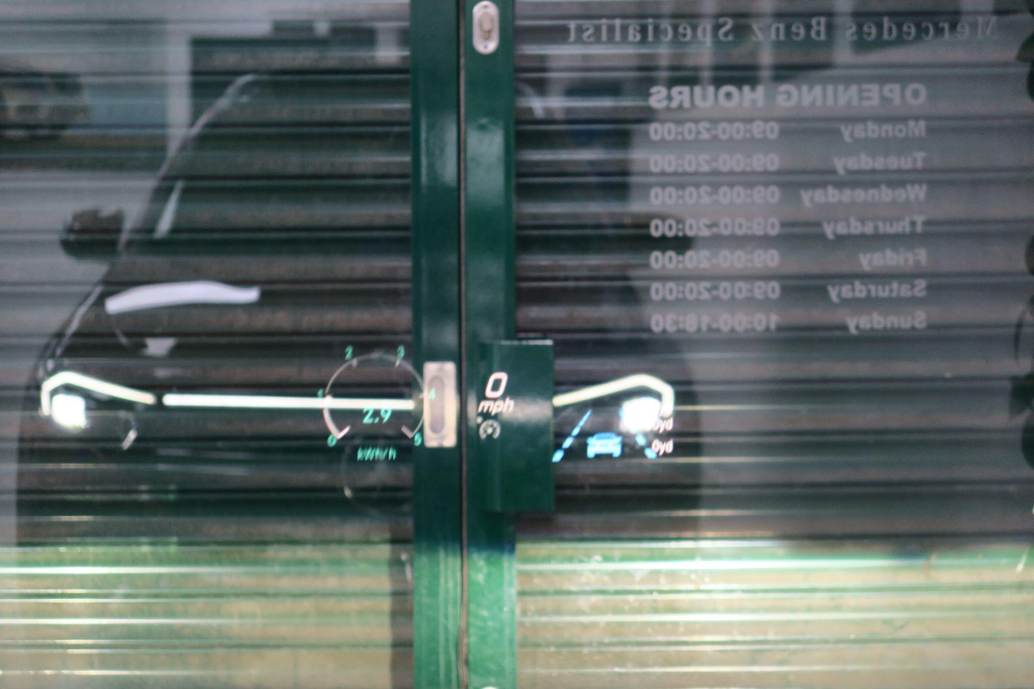 Mercedes-Benz Eqa view 21