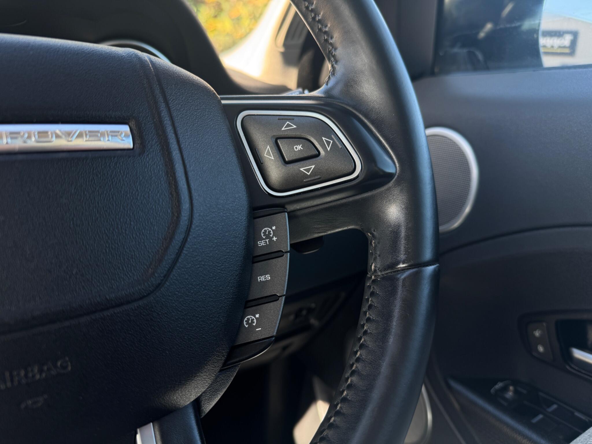 Land Rover Range Rover Evoque view 46