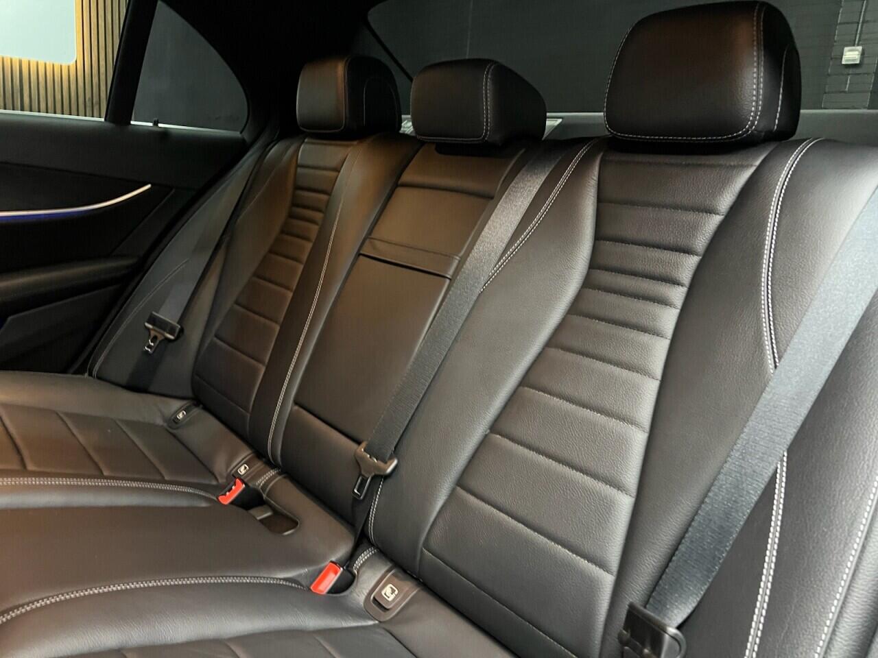 Mercedes-Benz E-Class view 47