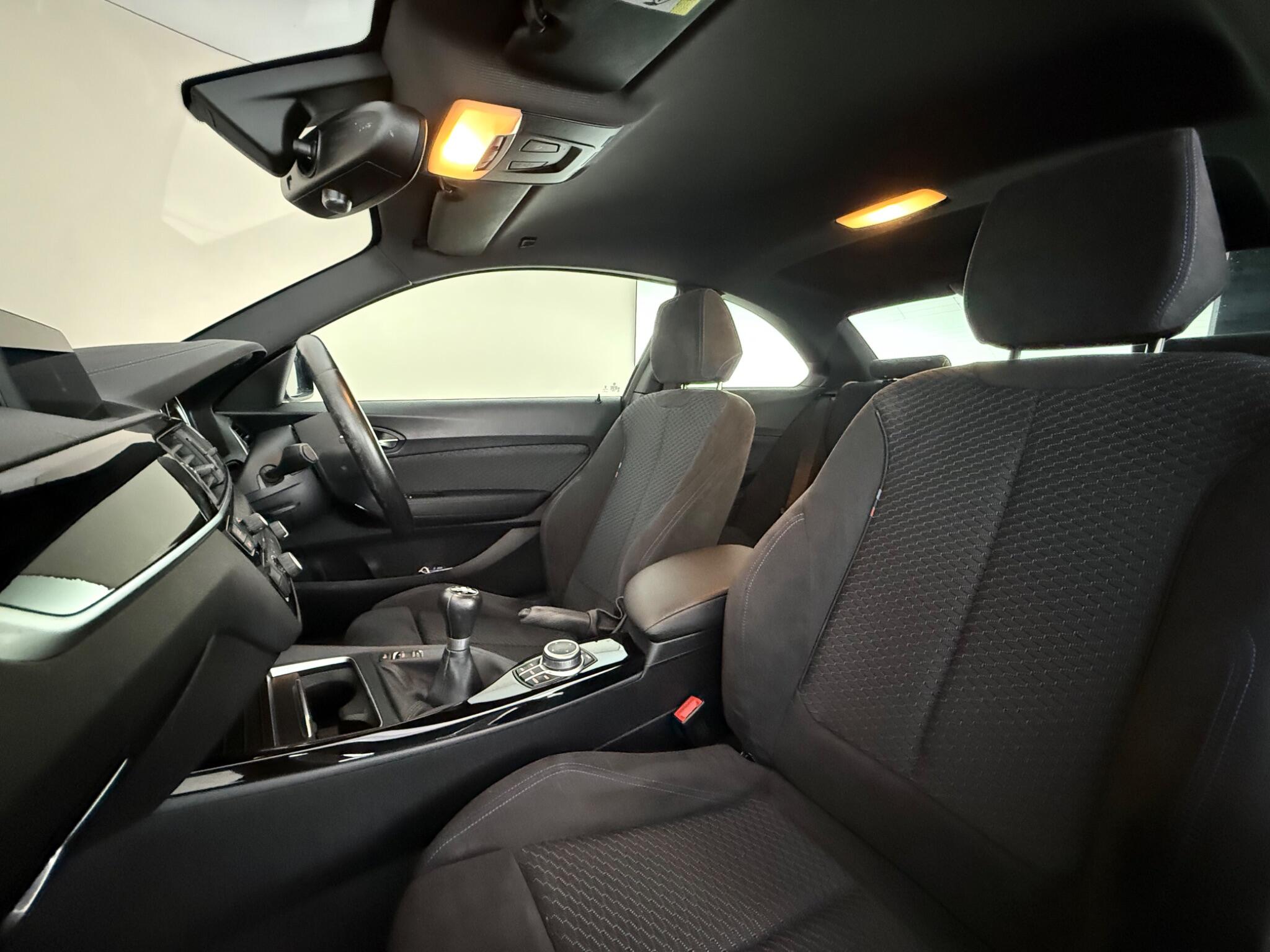 BMW 2 Series view 32