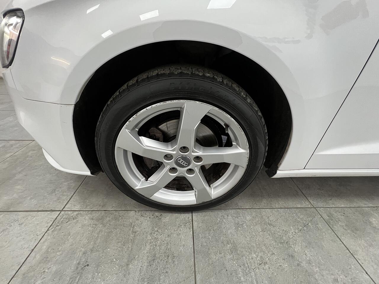 Audi A3 view 21