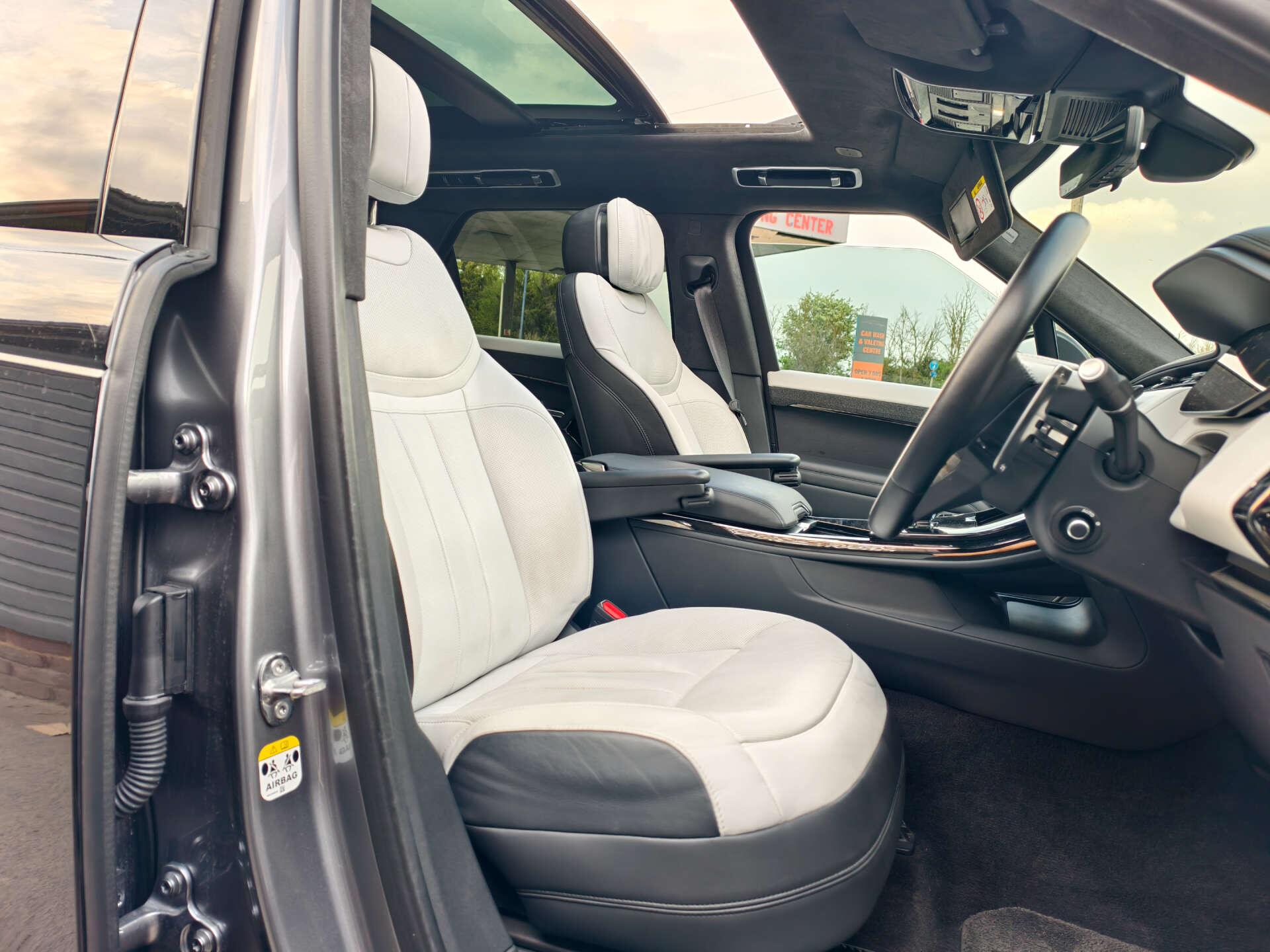 Land Rover Range Rover Sport view 24