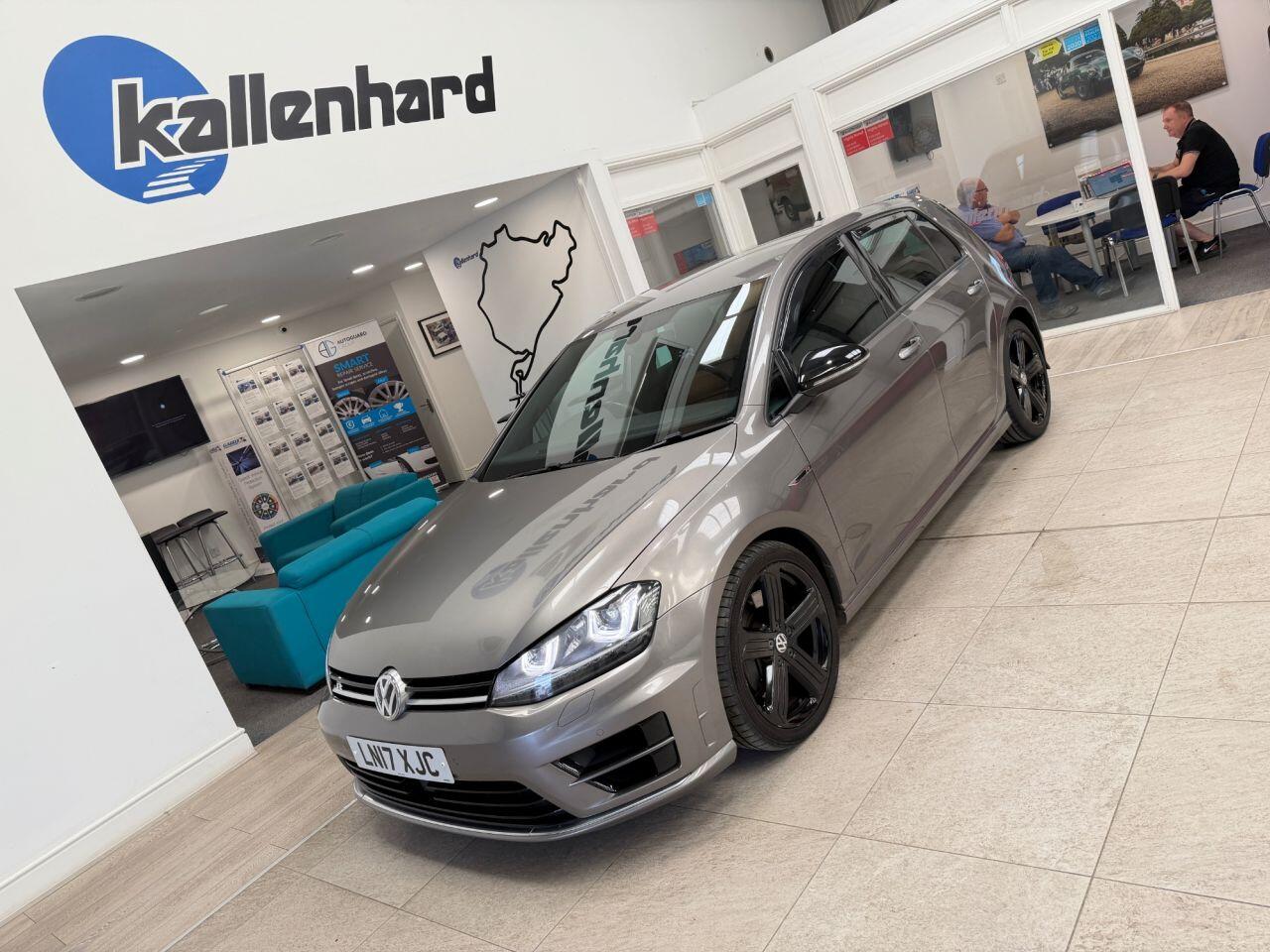 Volkswagen Golf view 13