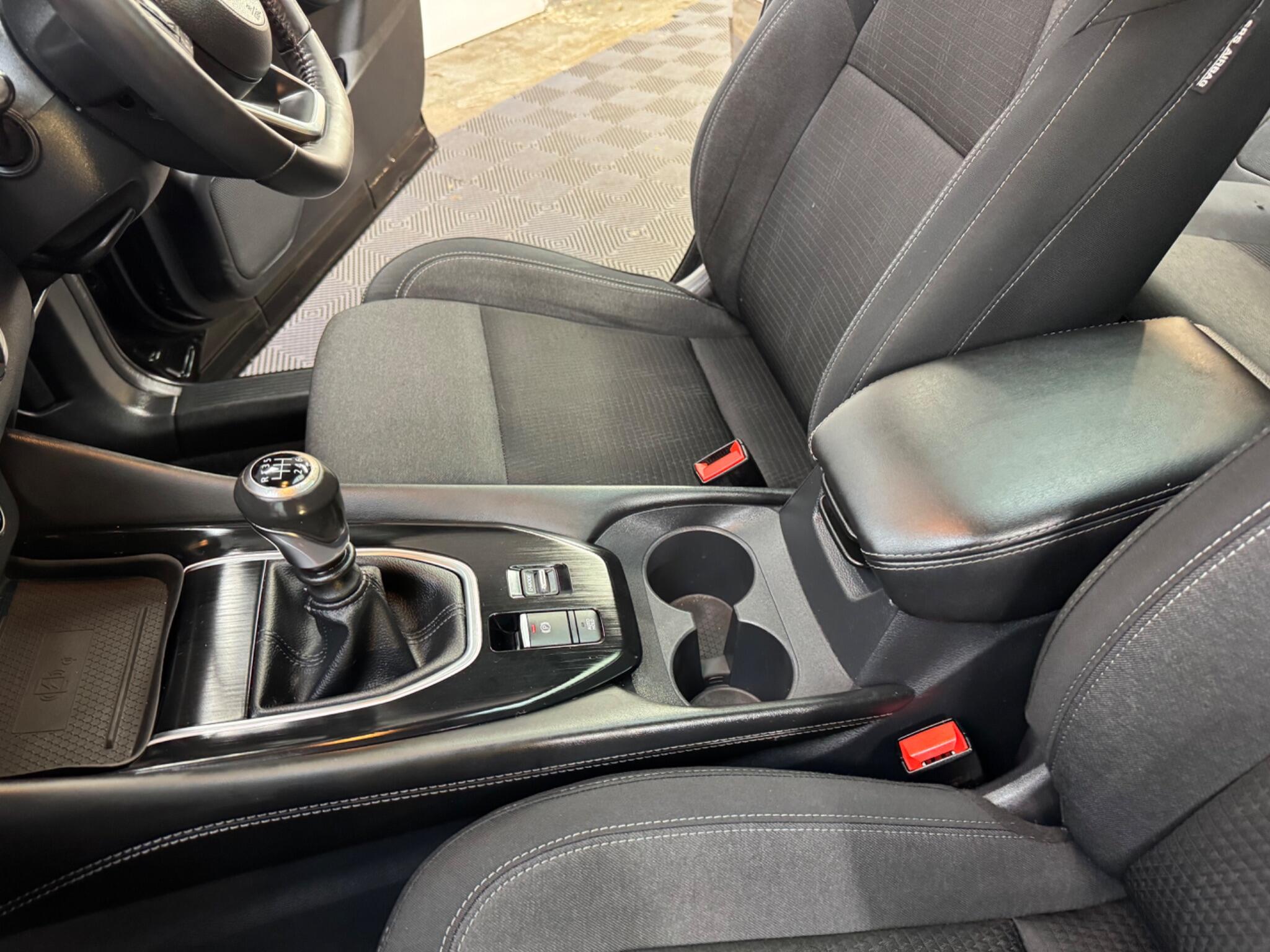 Nissan Qashqai view 48