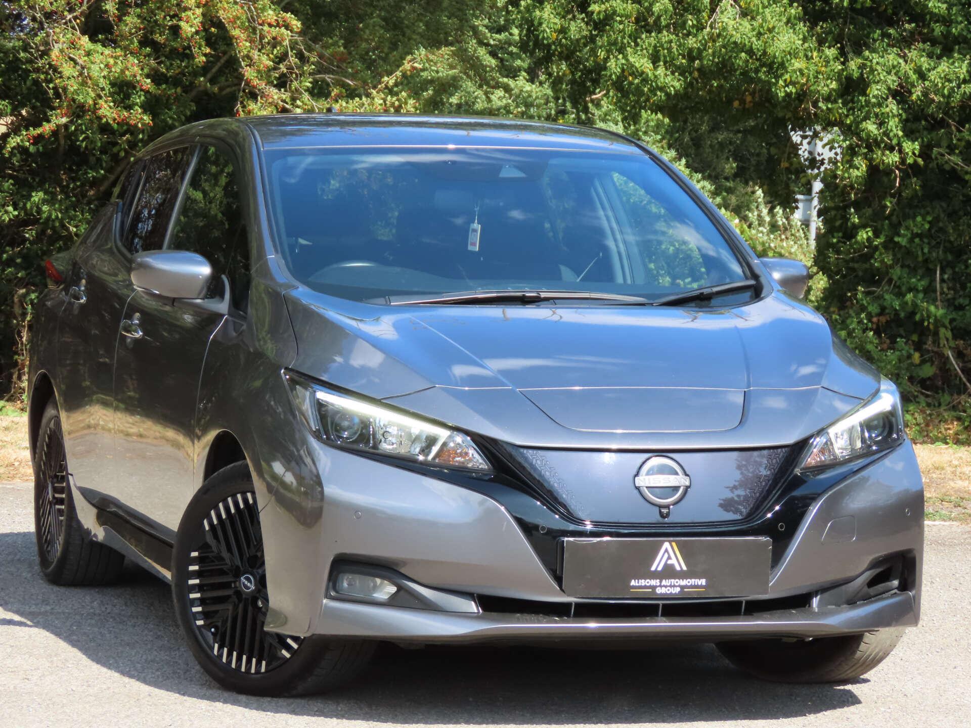 Nissan Leaf view 3