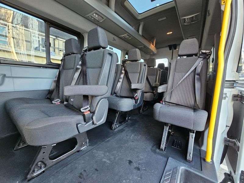 2018 Ford Transit 2.2 TDCi 460 HDT Trend Minibus 5dr Diesel Manual L4 H3 (18 seats) (196 g/km, 123 bhp) • 9,875 miles image 24