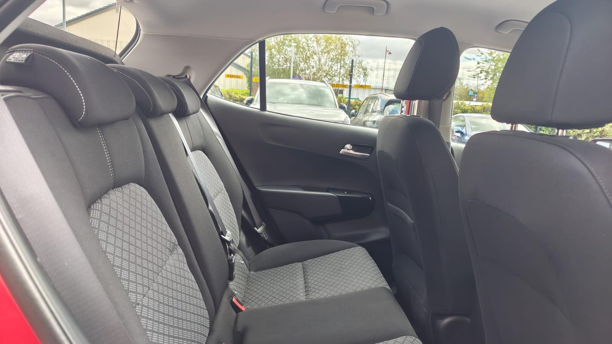 Kia Picanto view 23