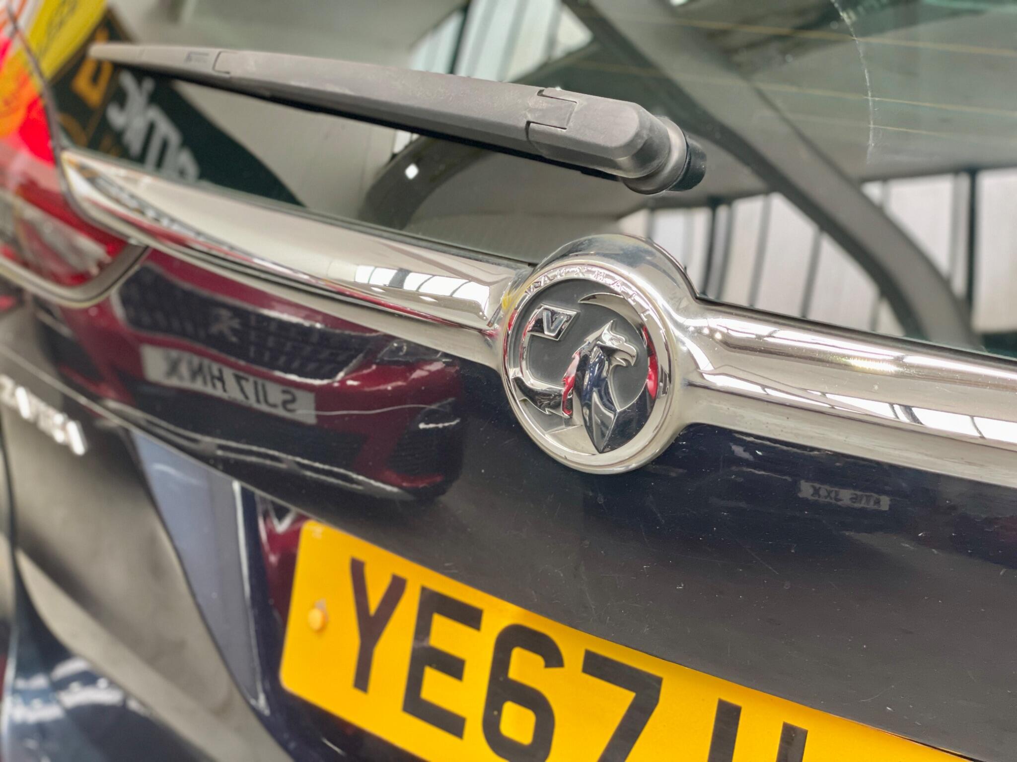 Vauxhall Zafira Tourer view 22