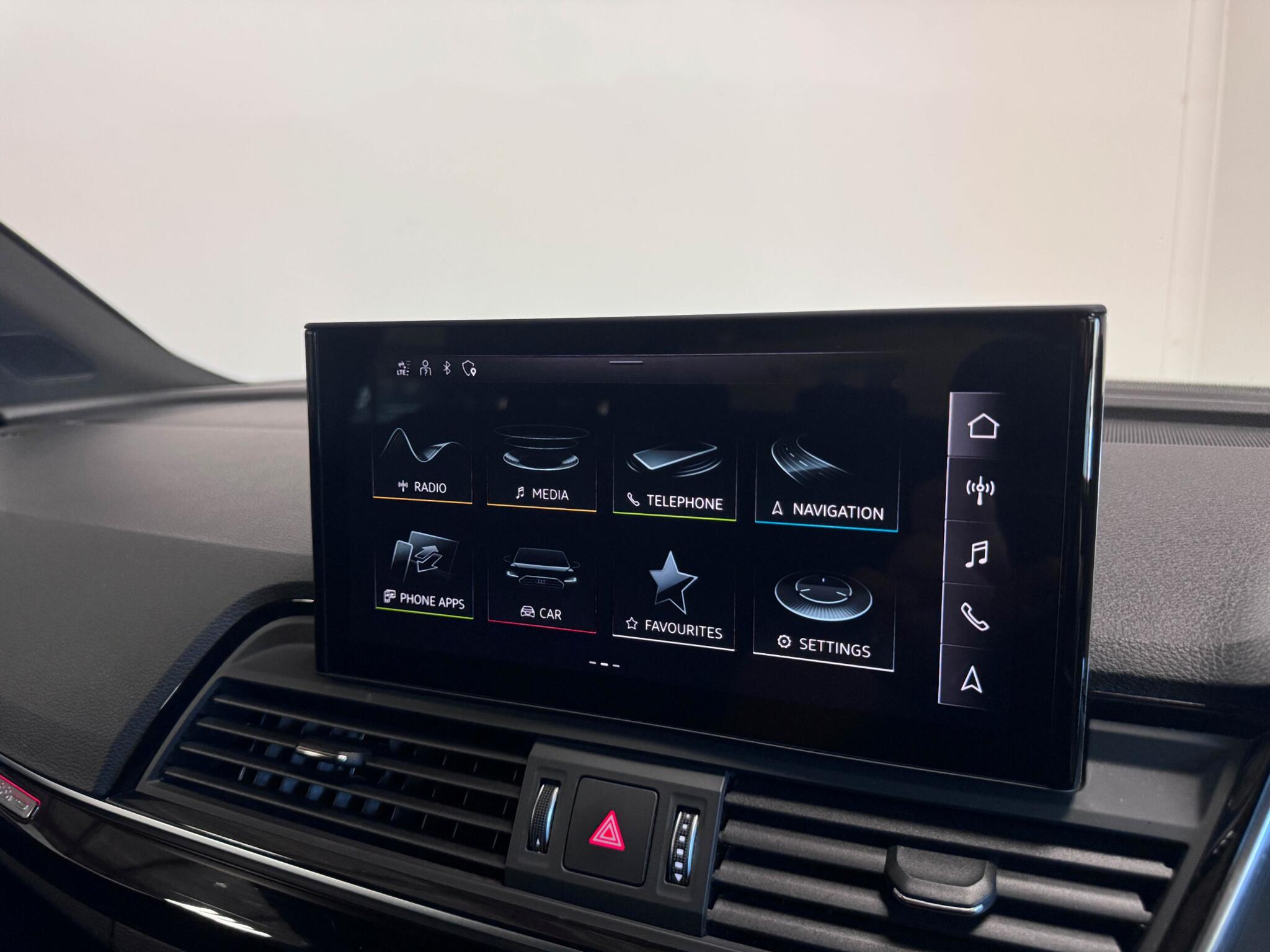 Audi Q5 view 41