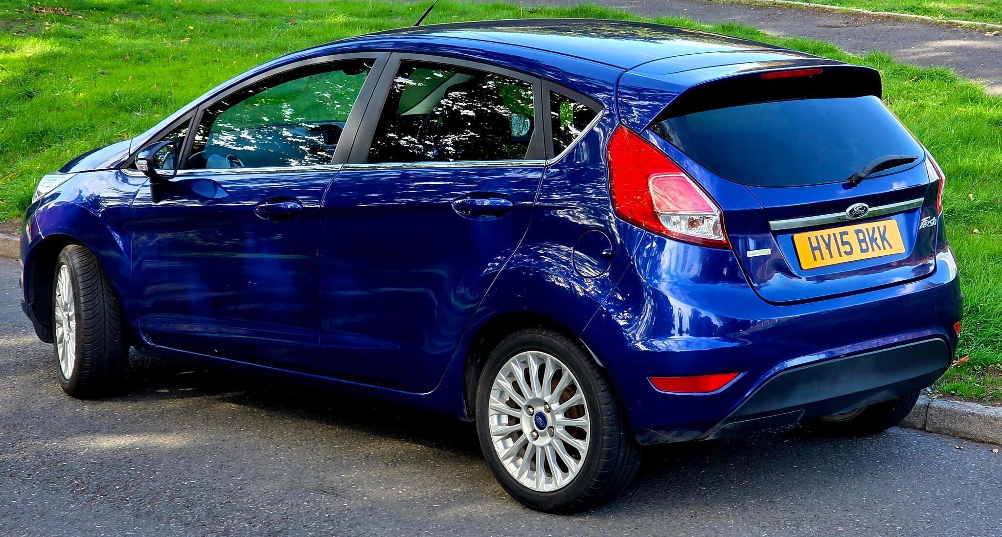 Ford Fiesta view 22