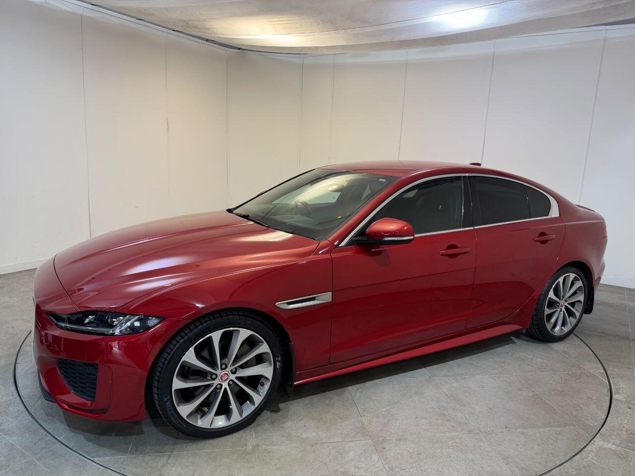 Jaguar Xe view 11