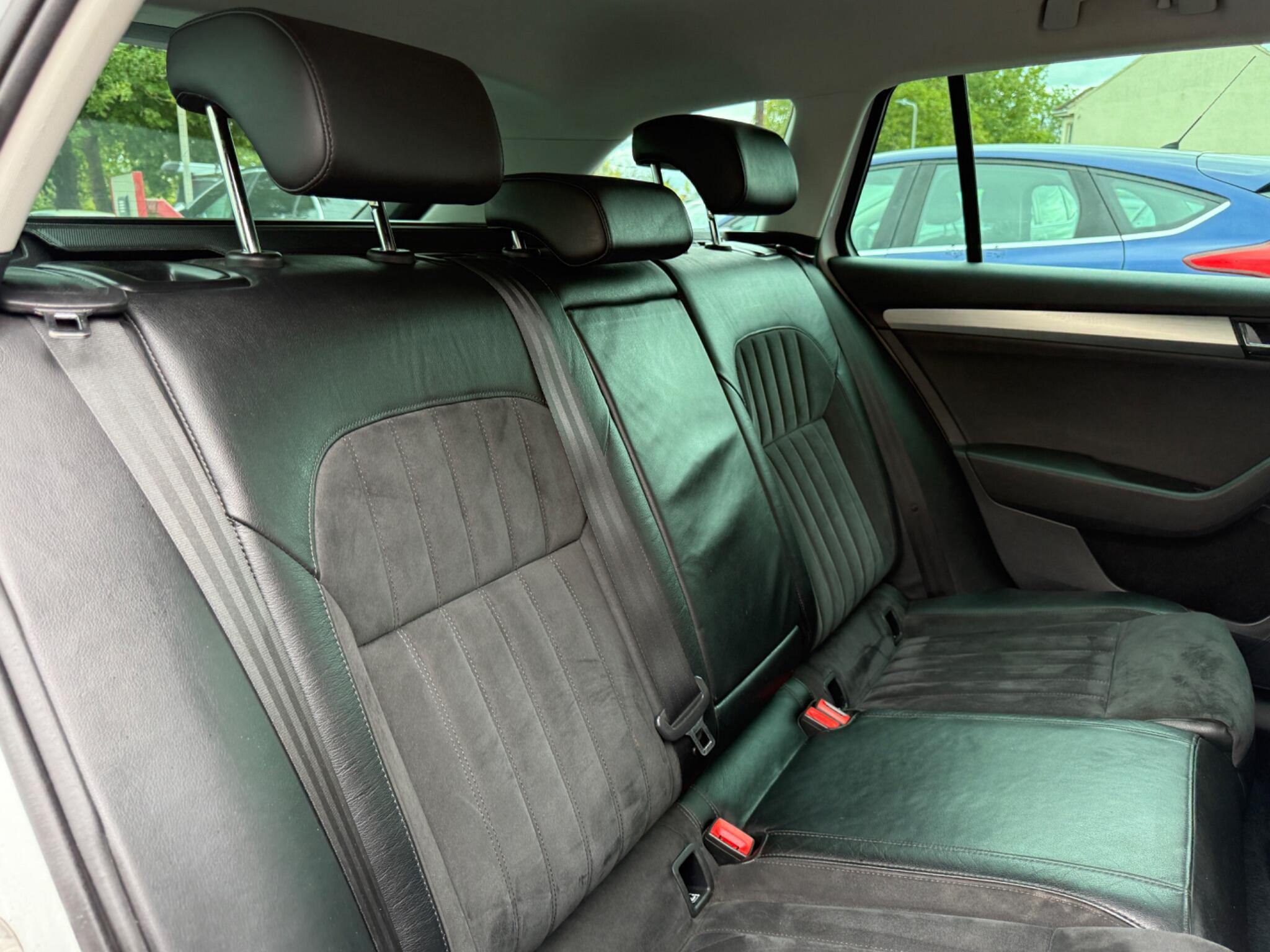 Skoda Superb - Image 36