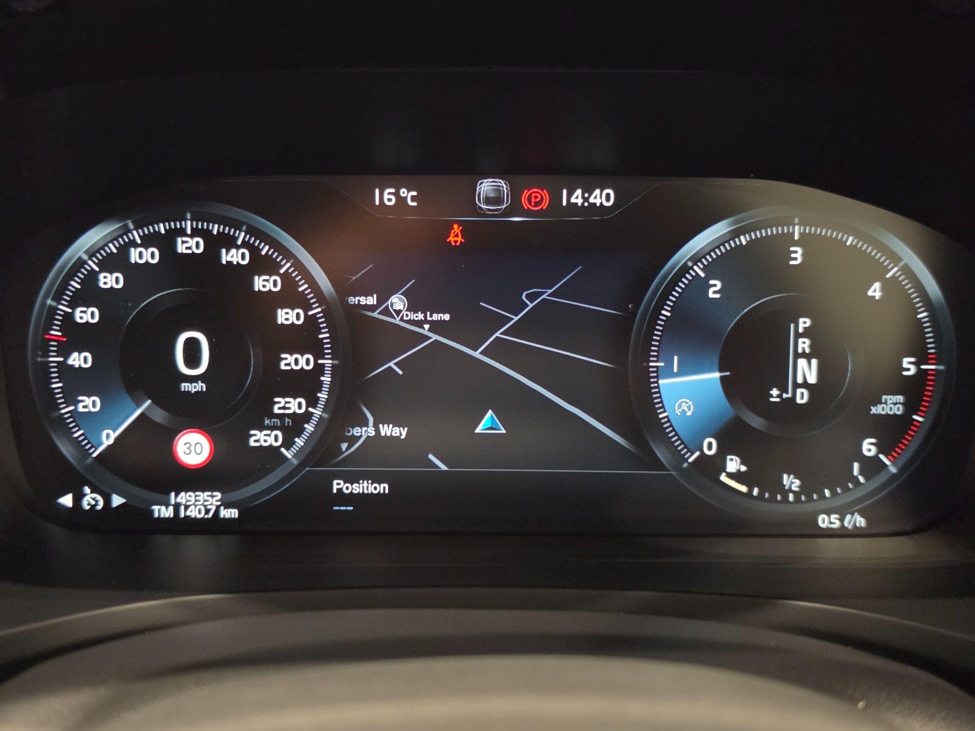 Volvo V60 Cross Country view 86