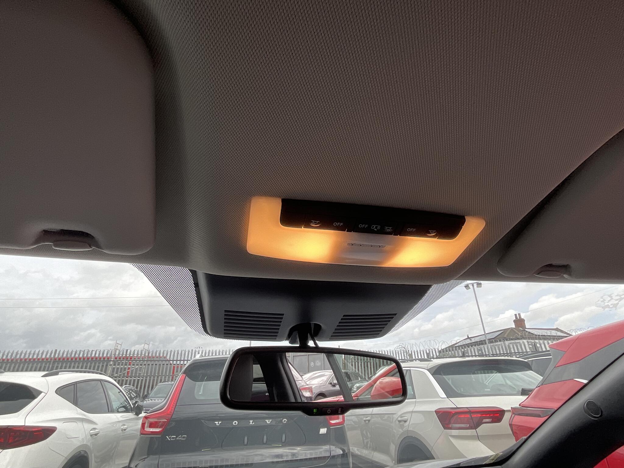 Nissan Leaf view 29