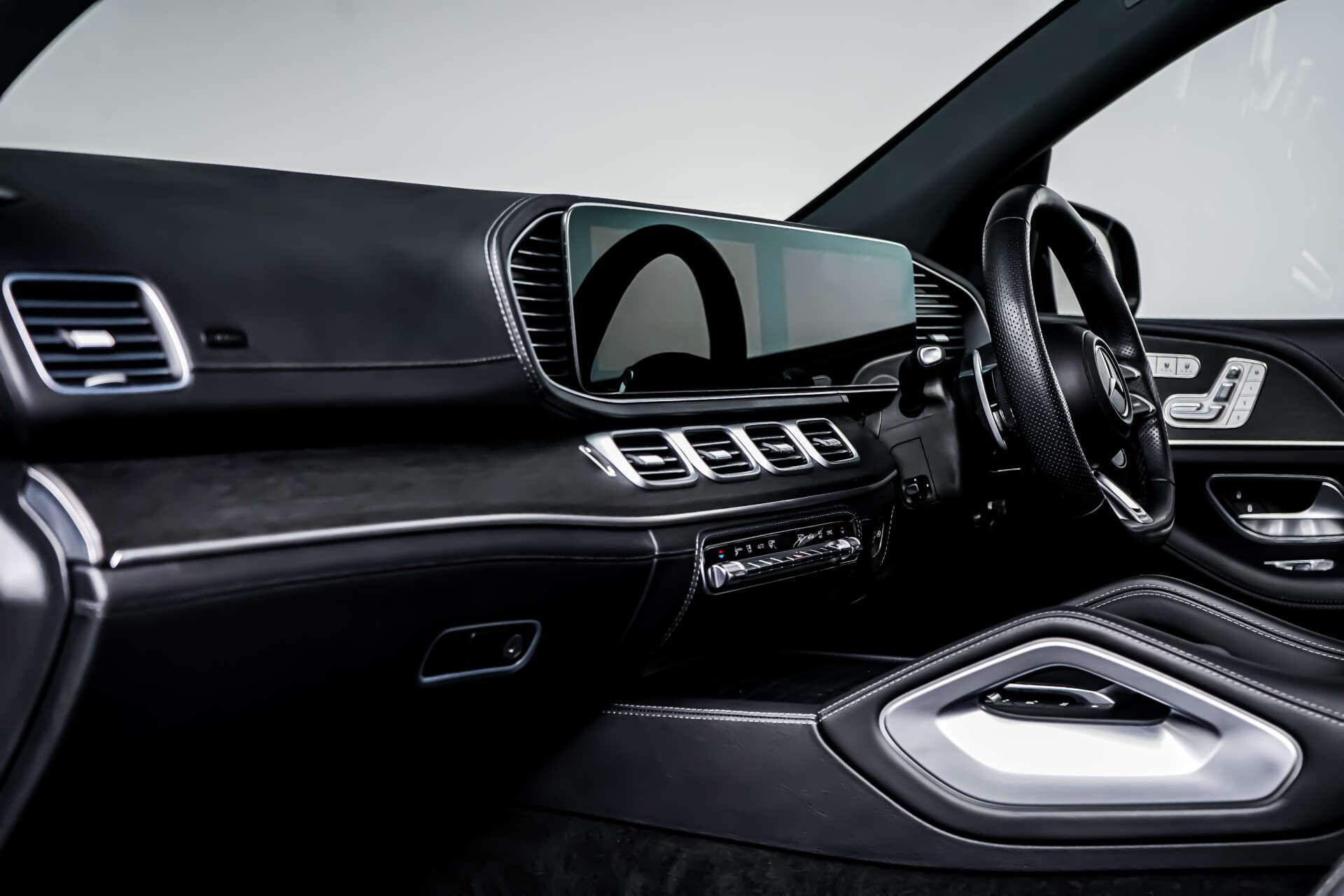 Mercedes-Benz Gle view 21