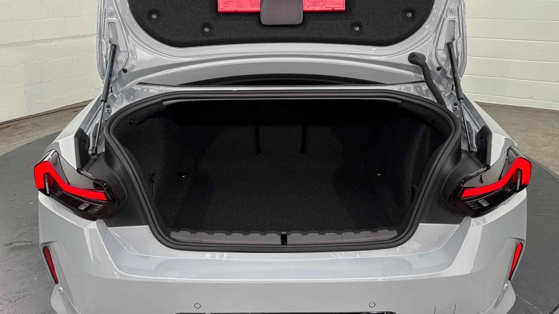 BMW 2 Series view 13