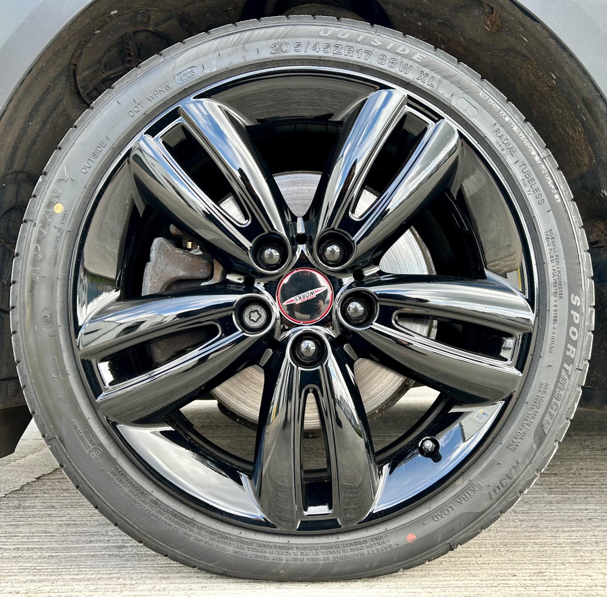 MINI Hatch view 19