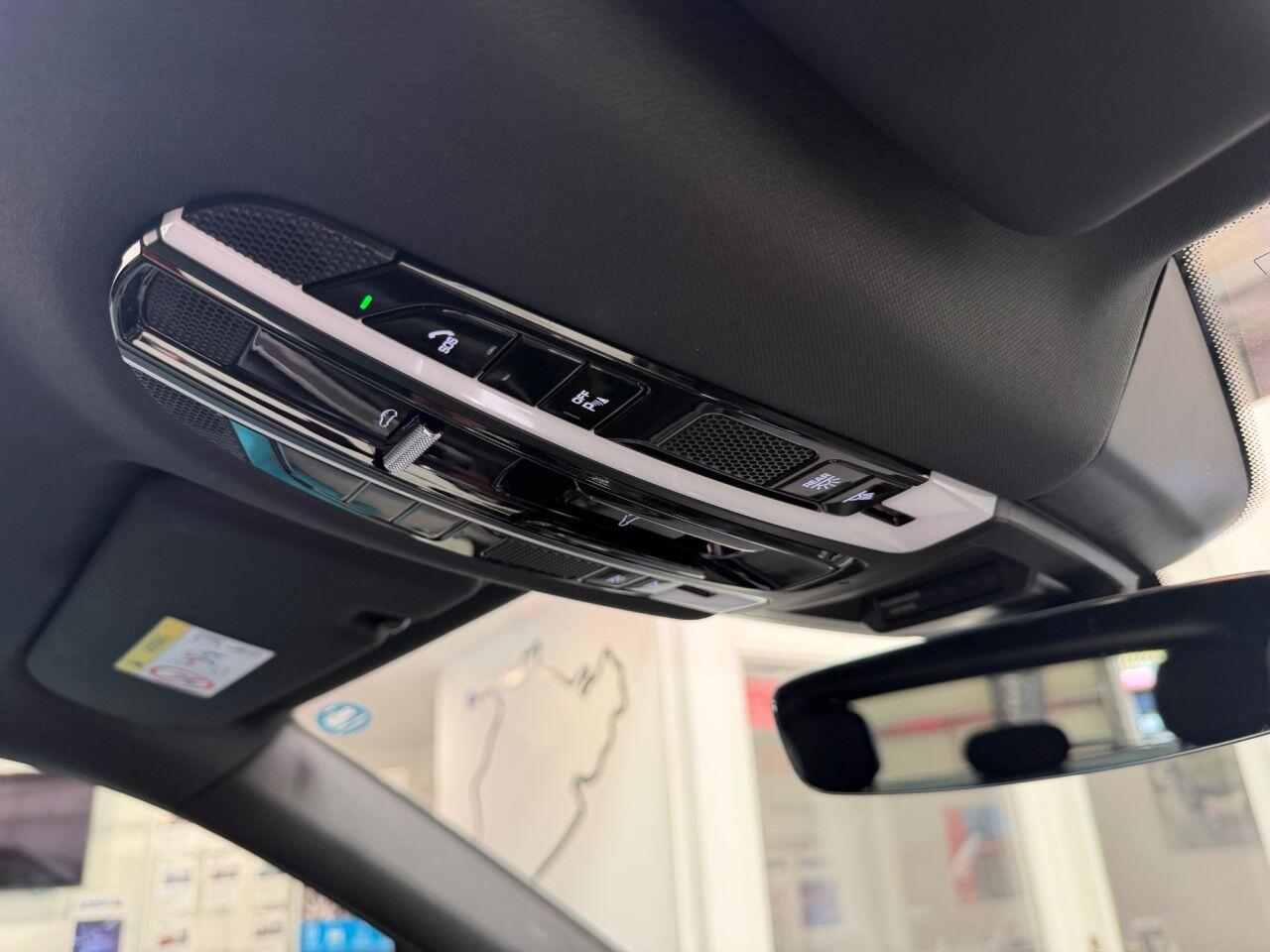 Porsche Cayenne view 46