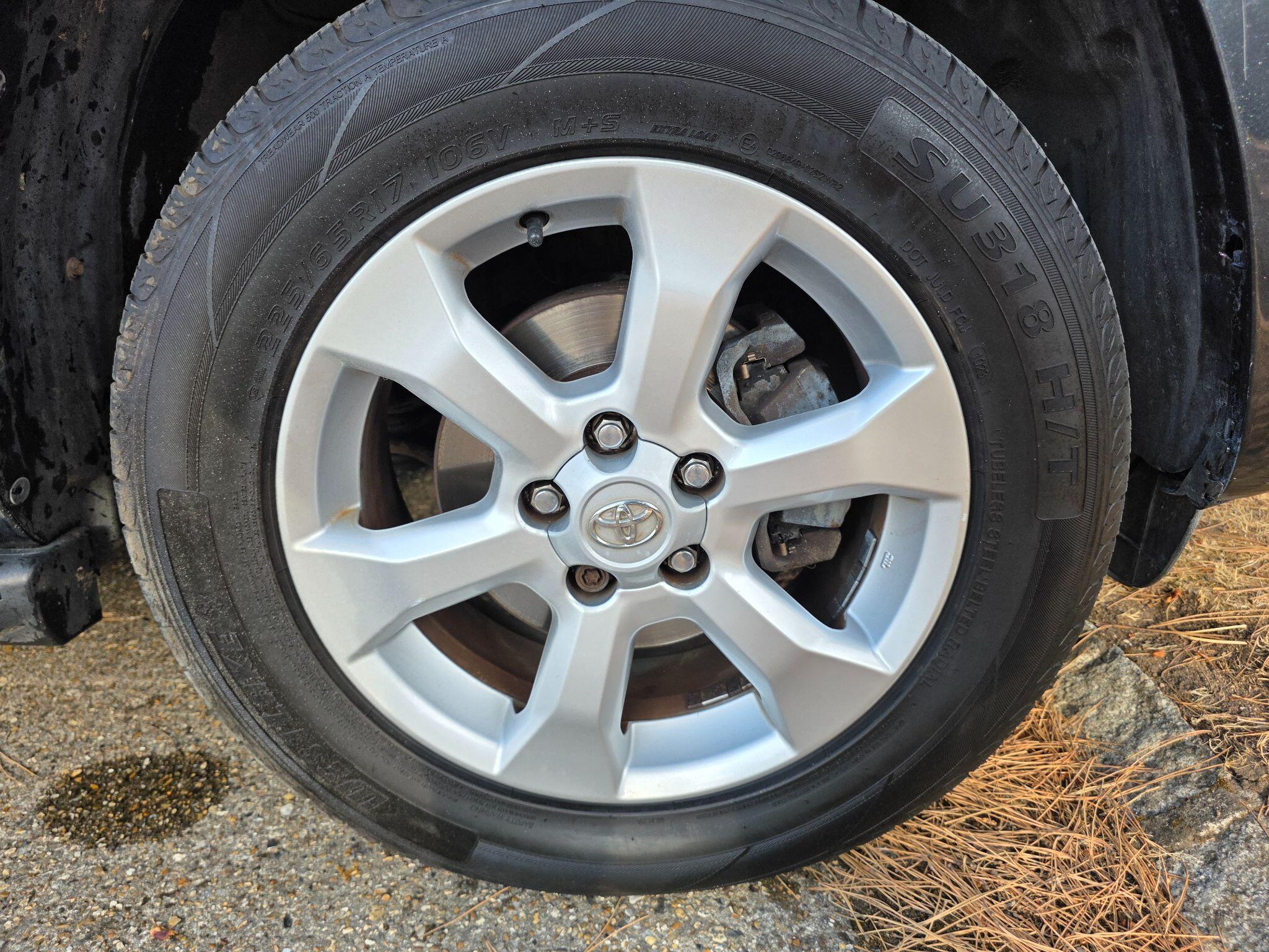 Toyota RAV4 view 36