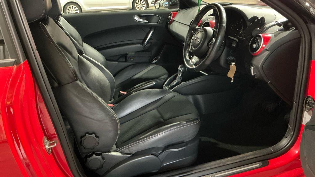 Audi A1 view 2