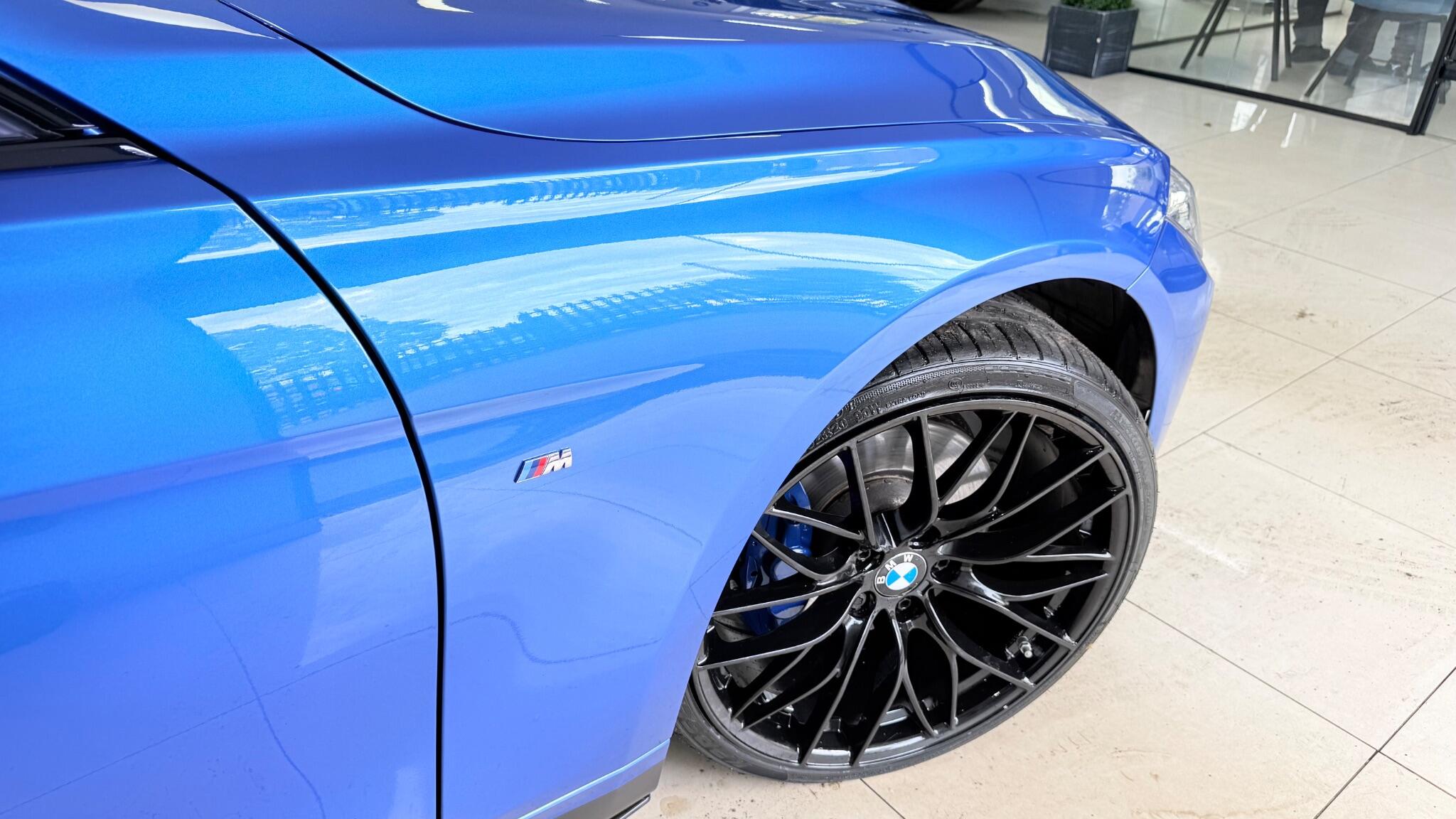 BMW 3 Series view 23
