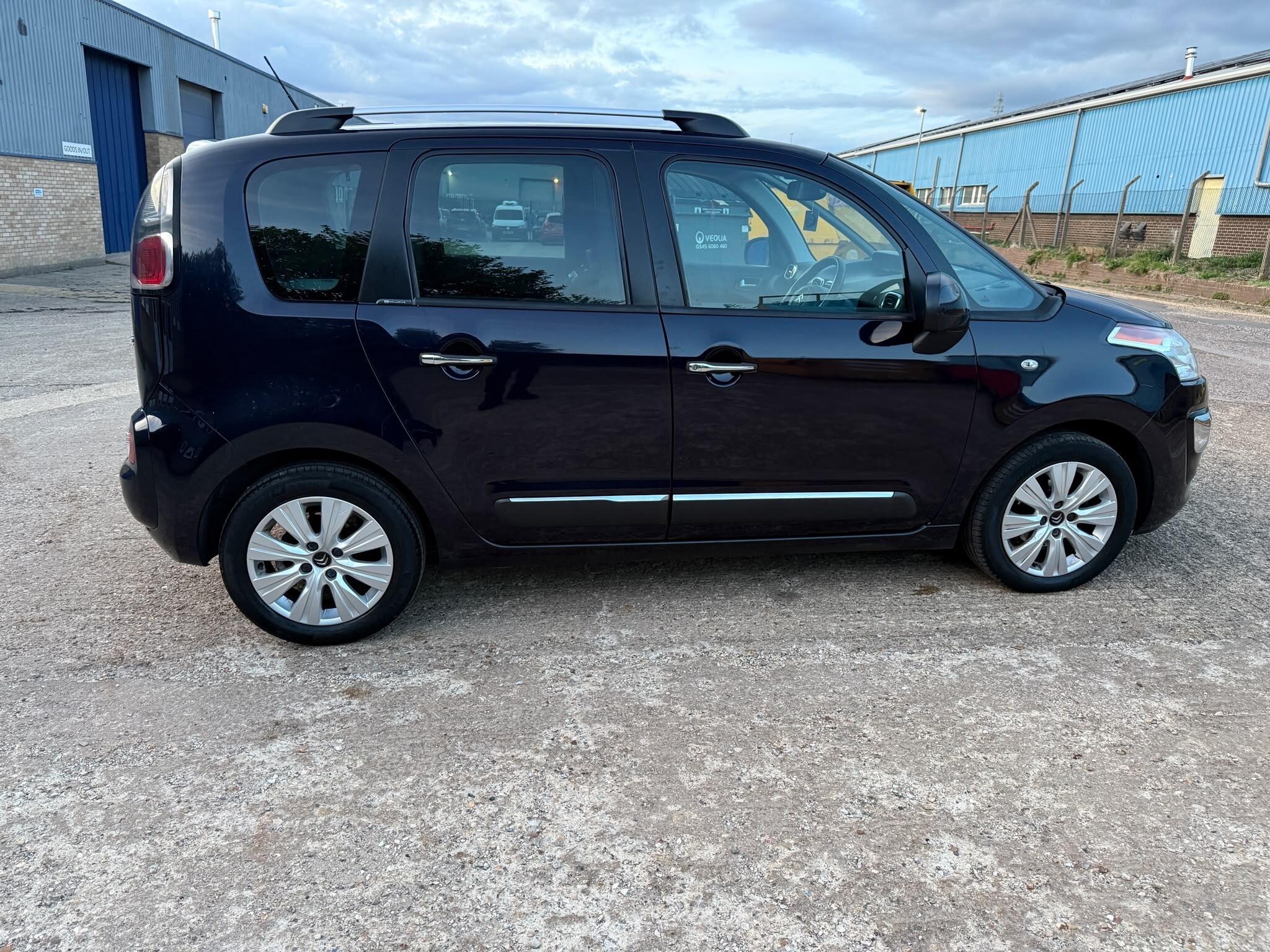 Citroen C3 Picasso view 5