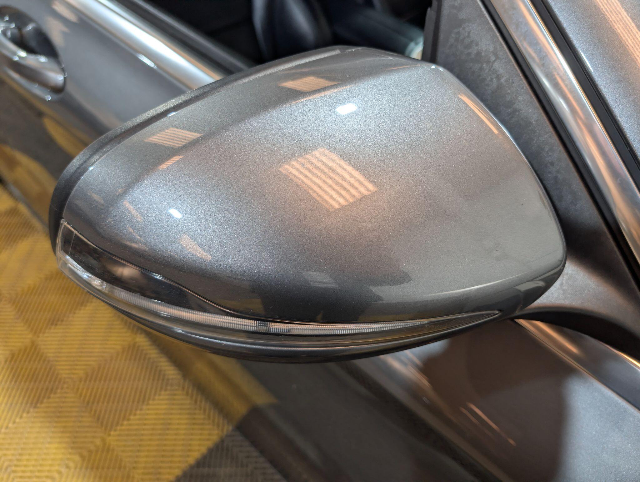 Mercedes-Benz C Class view 37