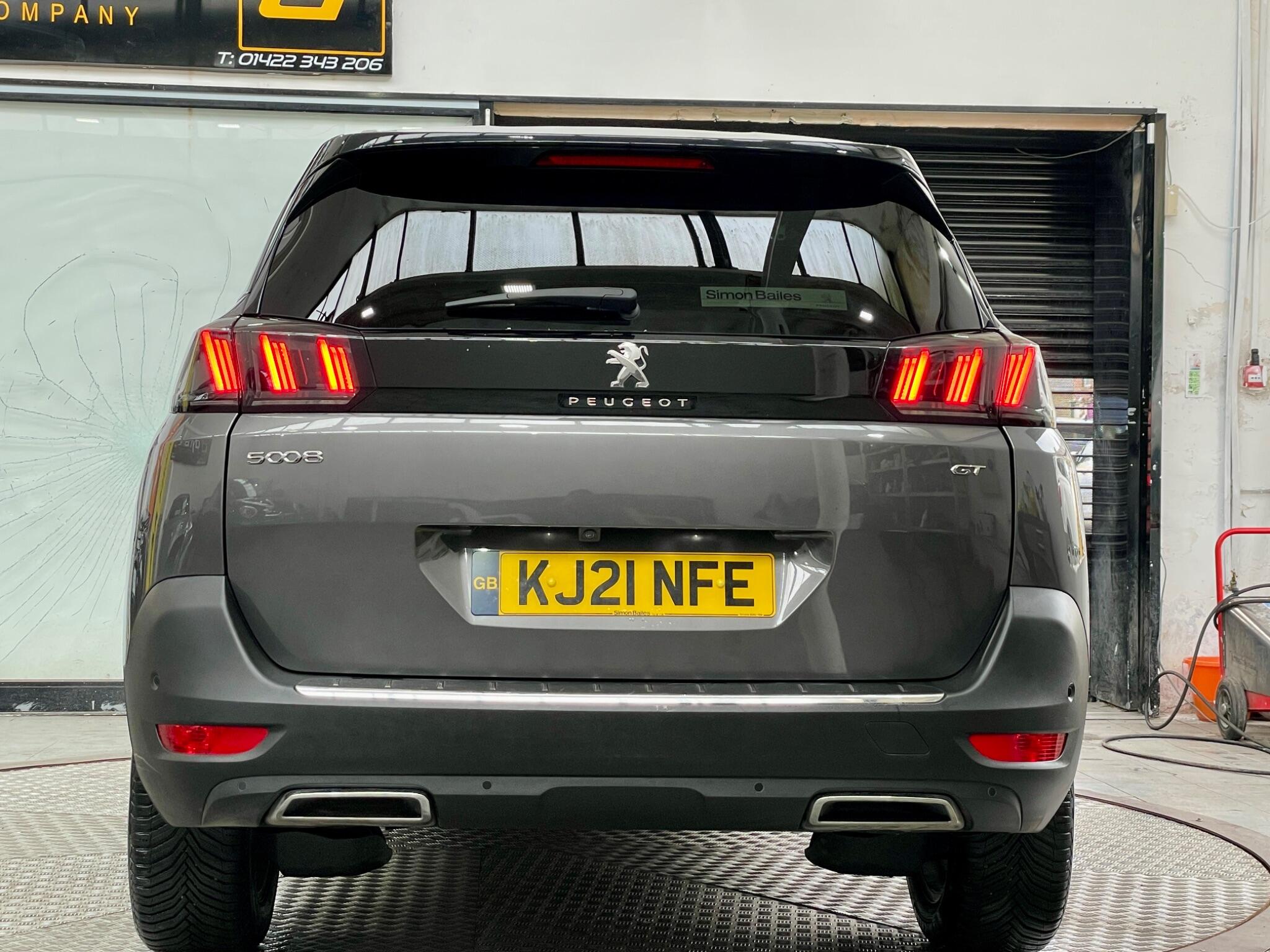 Peugeot 5008 view 19