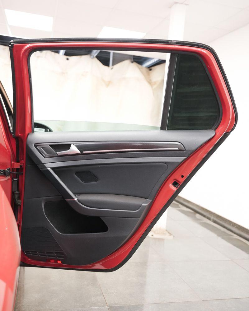 Volkswagen Golf view 15