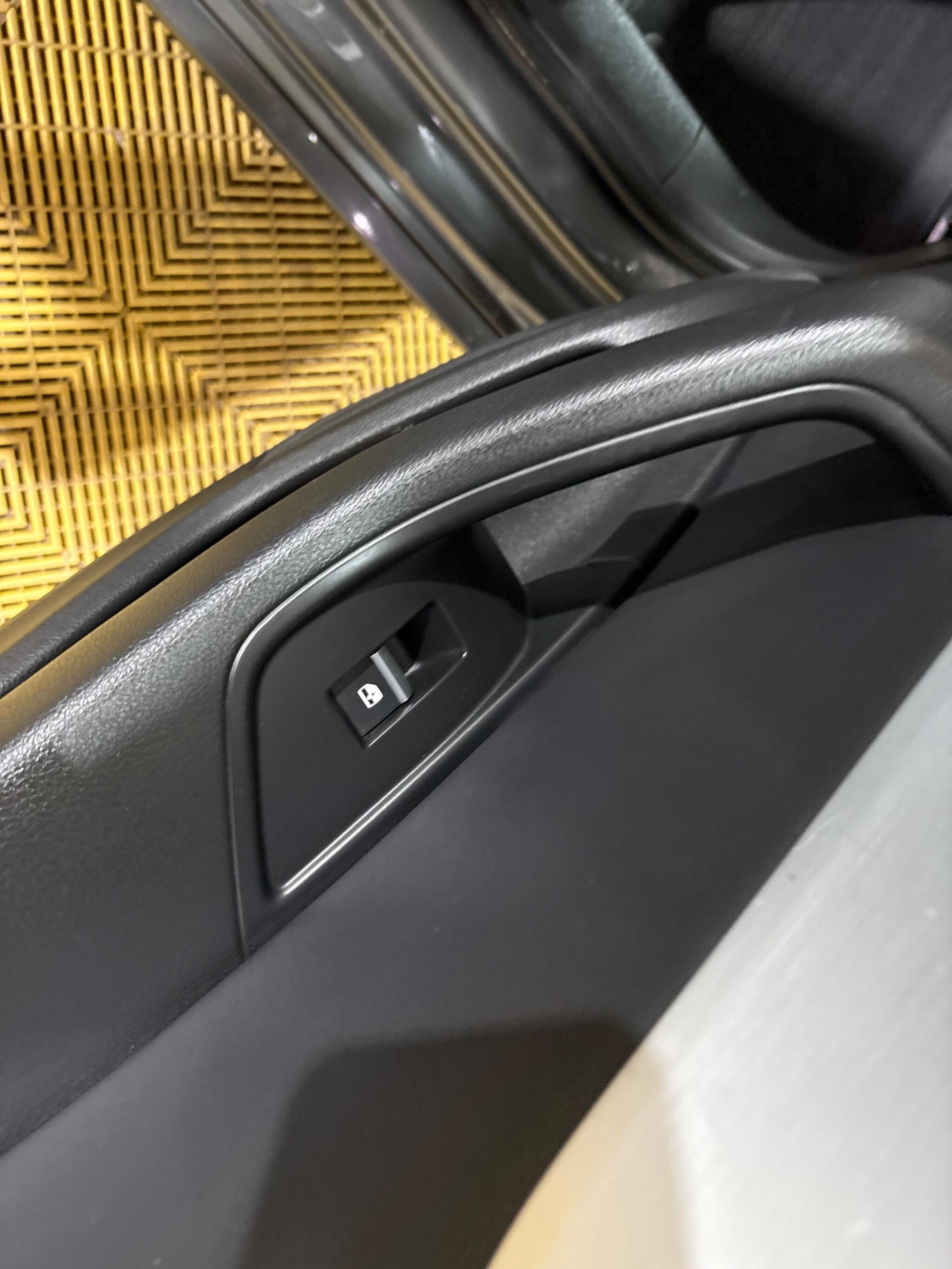 Audi A4 view 68