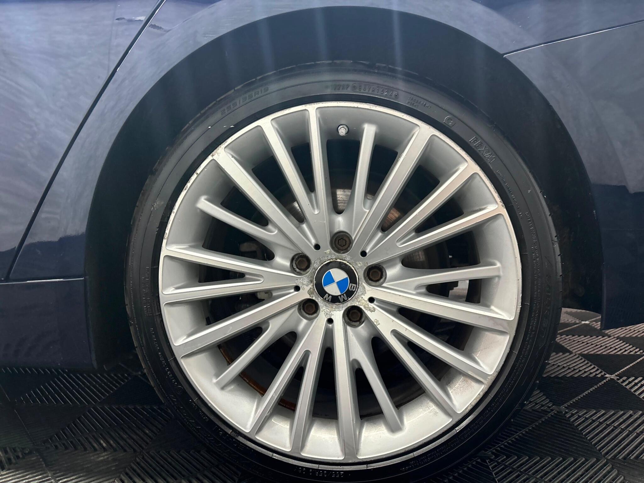 BMW 4 Series Gran Coupe view 41