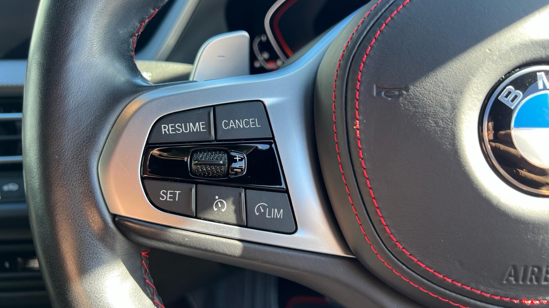 BMW 1 Series view 17