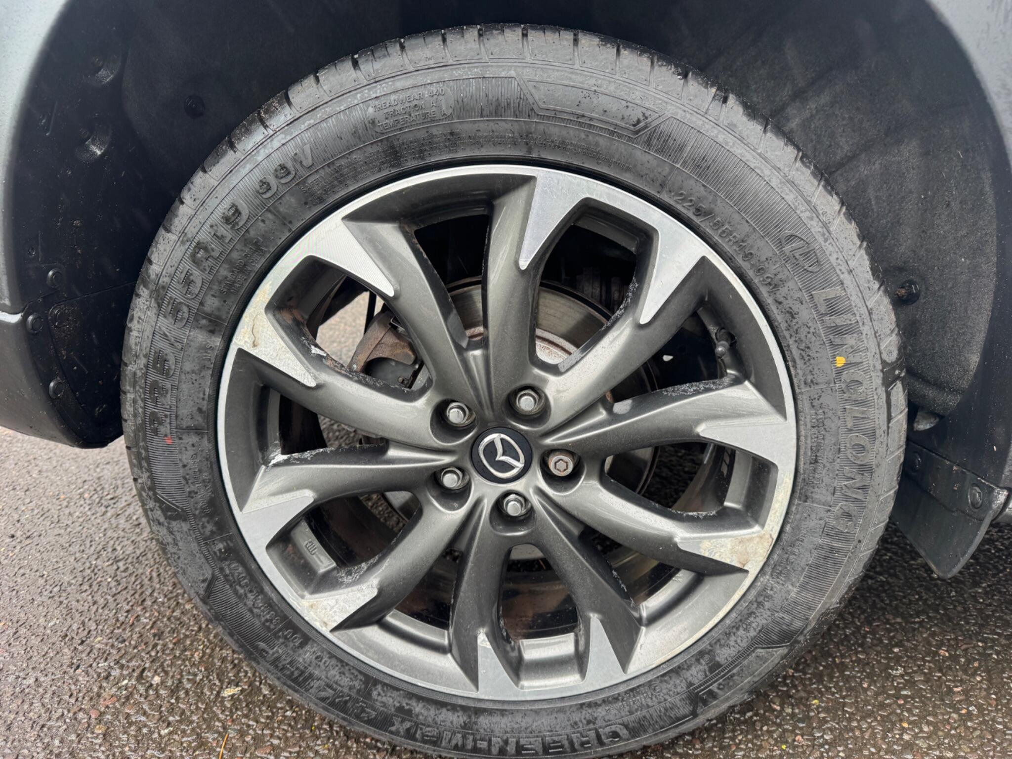 Mazda Skyactiv-G view 40