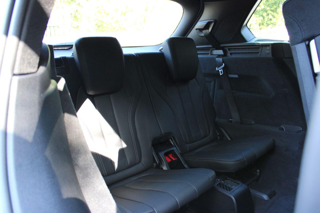BMW X5 view 18