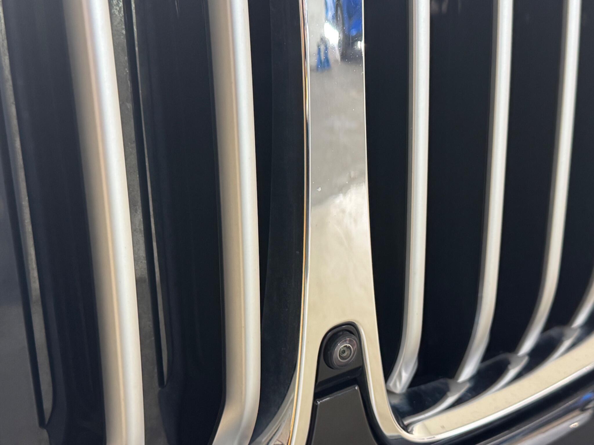 BMW X7 view 41