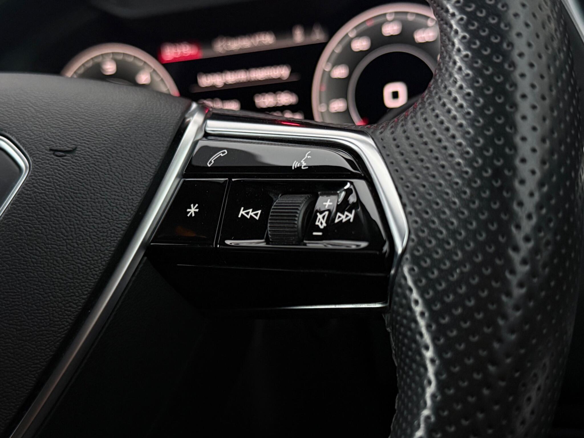 Audi A6 view 15