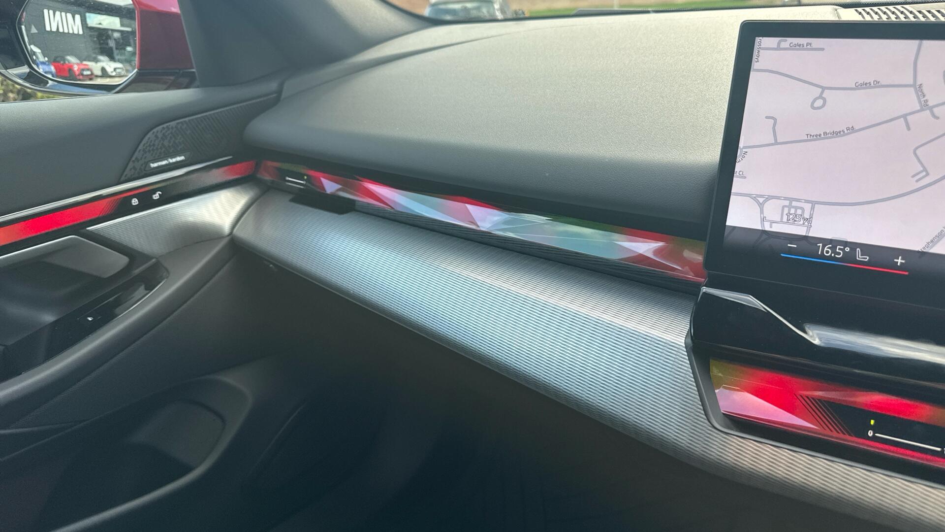 BMW i5 view 46