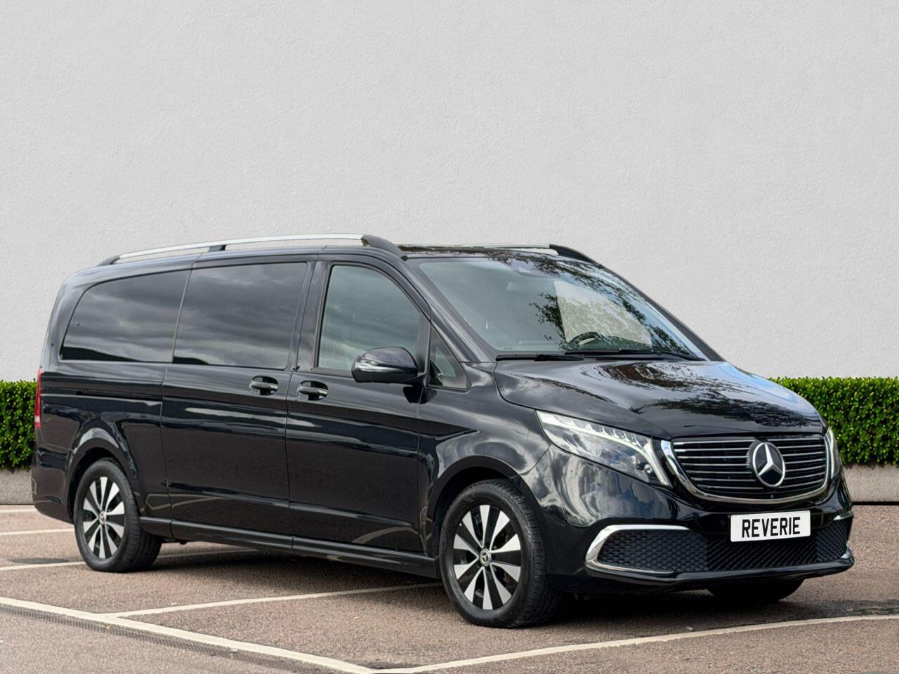 Mercedes-Benz Eqv main image
