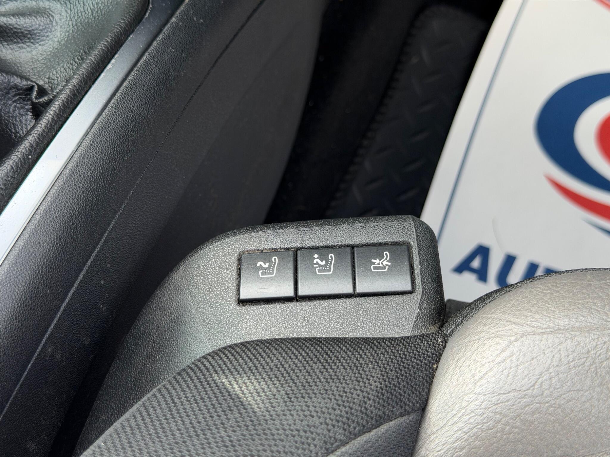 Citroen Grand C4 Picasso view 22