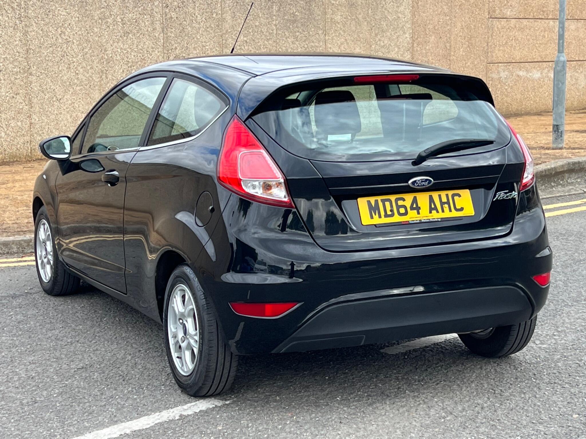 Ford Fiesta view 6