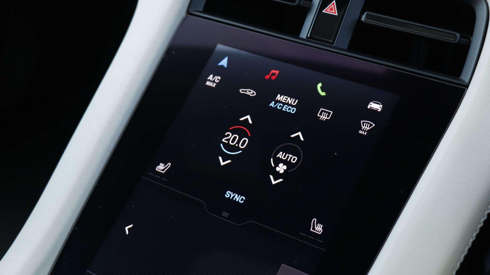 Porsche Taycan view 13