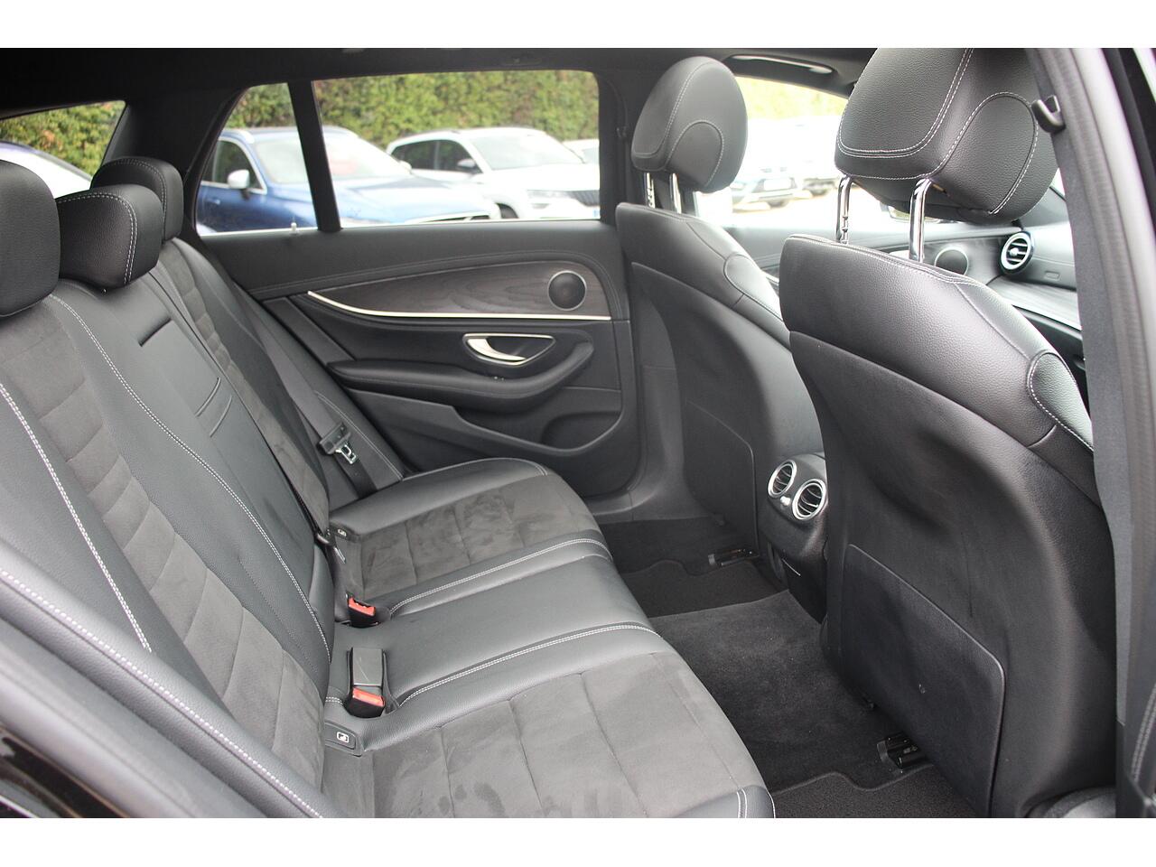 Mercedes-Benz E Class view 20