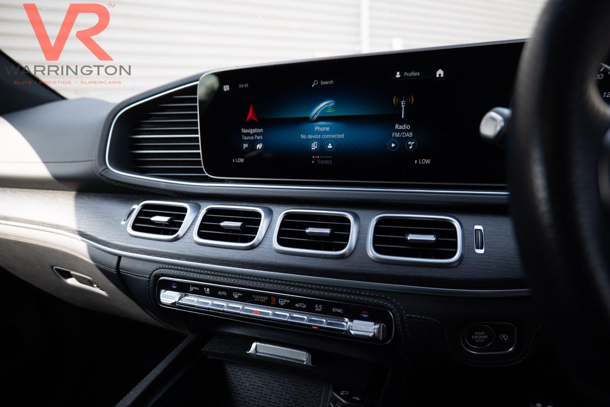 Mercedes-Benz Gle view 28