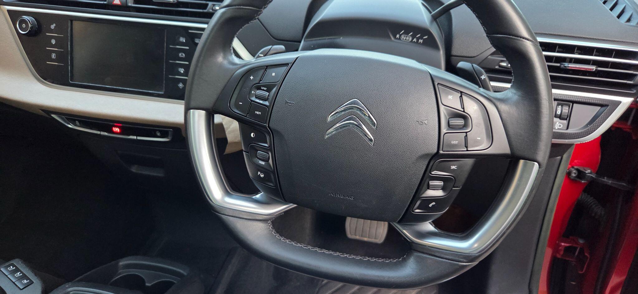 Citroen C4 Picasso view 23