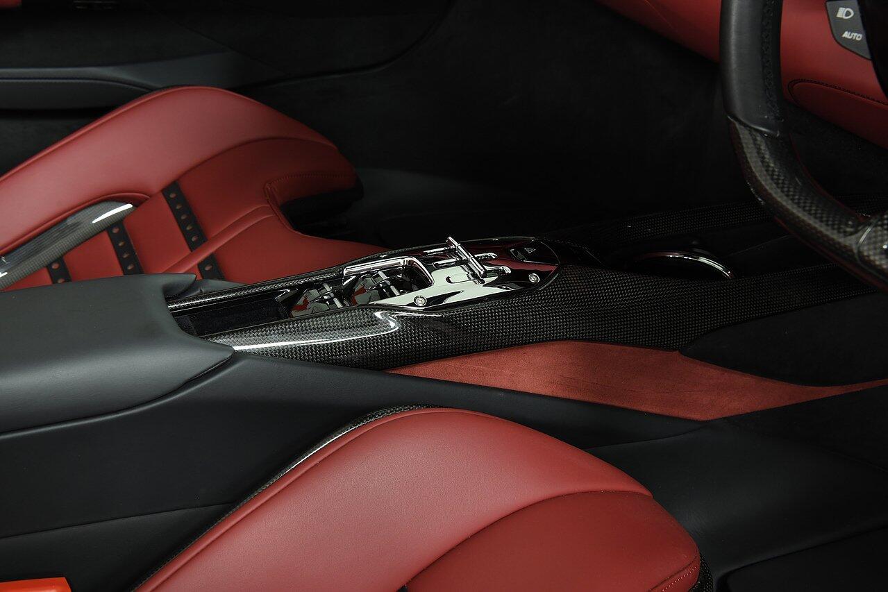 Ferrari 296 view 18